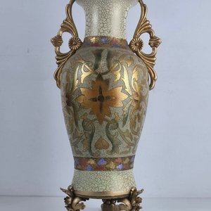 Jarrón Decorativo Clásico con Acabado Craquelado y Motivos Florales Dorados - imagen 2