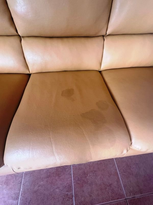 Silla de cuero de tres cuerpos en buen estado - imagen 3