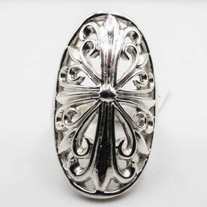 Lote anterior: Anillo Ovalado de Plata con Diseño Calado