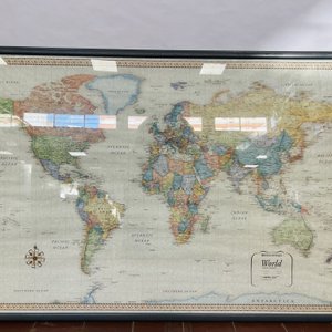 Lote anterior: Lámina Mapa Mundi Enmarcada 130x86cm