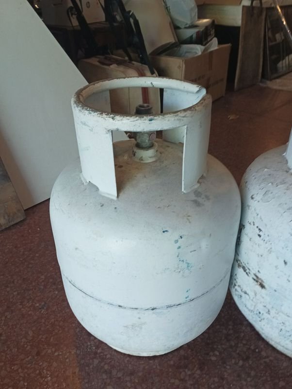 Tanques de Gas en Buena Condición - imagen 2