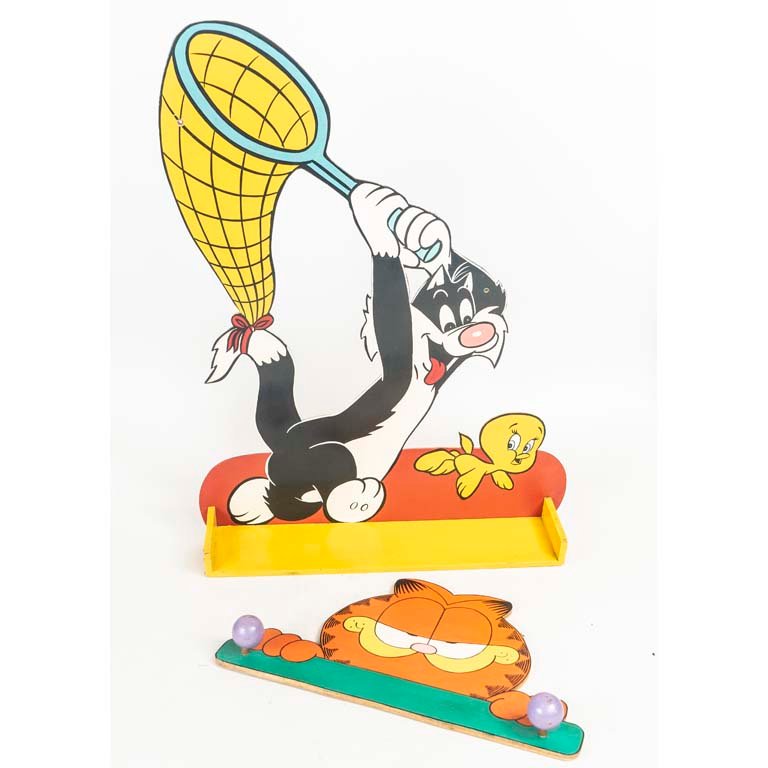 Perchero y Repisa Infantil de Madera con Personajes de Dibujos Animados