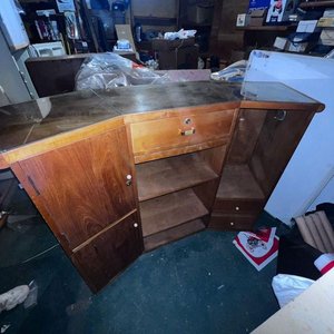 Mostrador Tríptico de Madera con Espejos - imagen 4