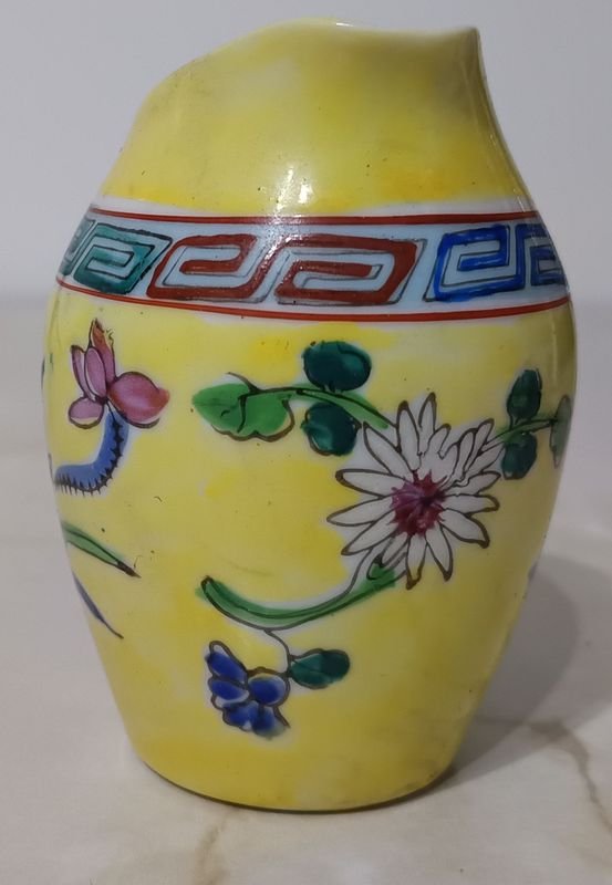 Jarrita de Porcelana CANTON con diseño floral - imagen 2