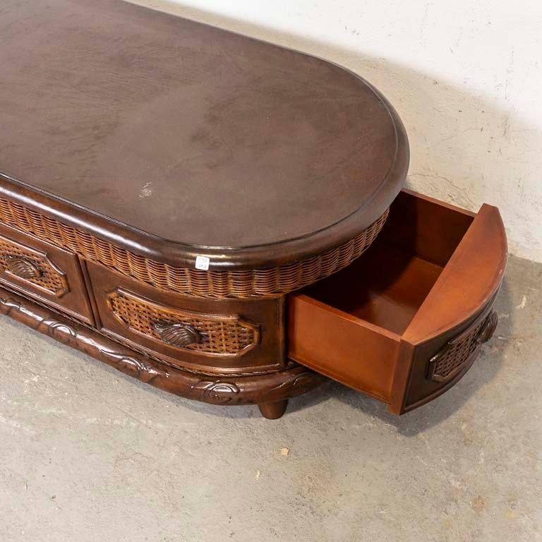 Mesa de living oval con detalles y cajones laterales - imagen 3