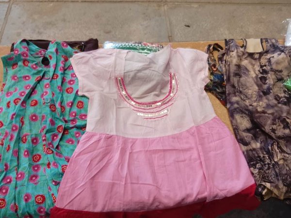 Lote de Vestidos Variados para Niña