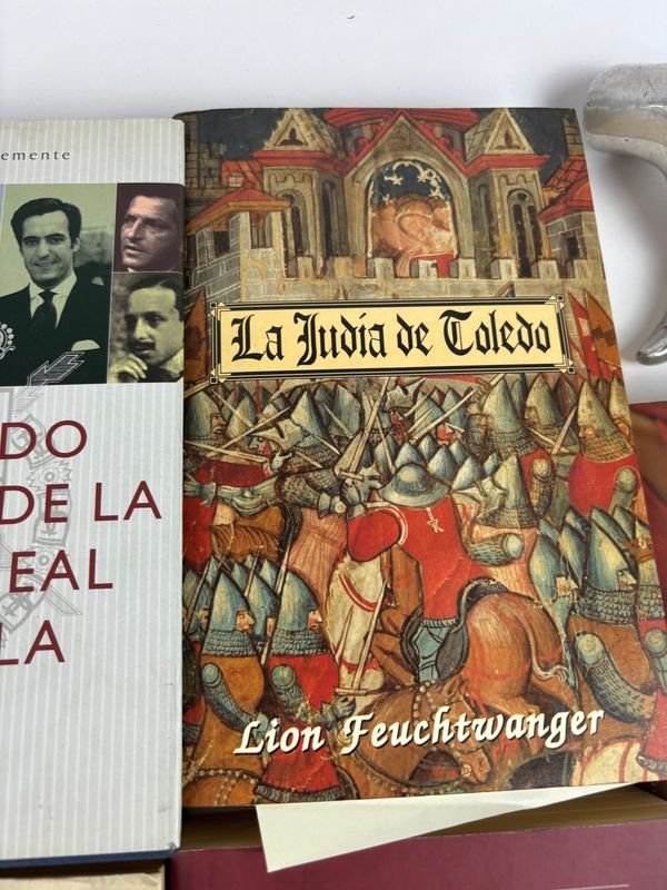 Colección de libros sobre historia política y ensayo - imagen 5