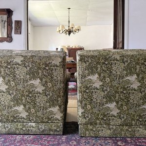 Par de Sillones Individuales Tapizados con Estampado Floral Clásico - imagen 5