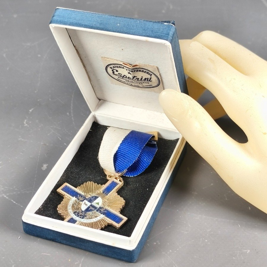 Item 15186 - Image 0