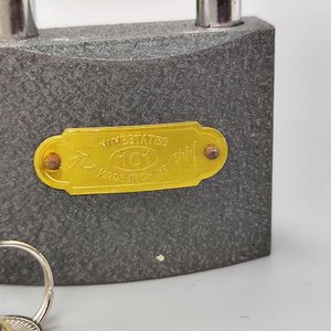 Candado de Hierro Fundición con Tambor de Bronce y 3 Llaves - imagen 2
