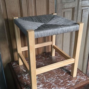 Taburete de Madera con Asiento Trenzado Gris - imagen 2
