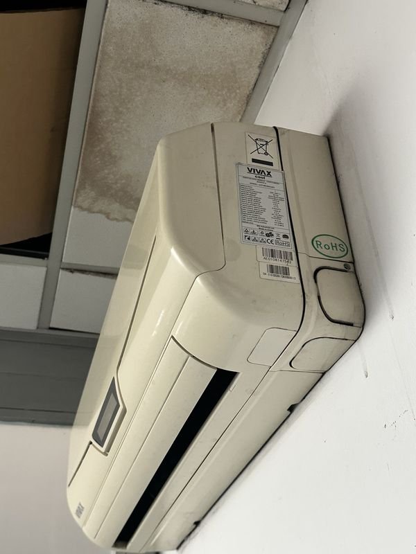 Lote anterior: Aire Acondicionado VIVAX Oficina 3