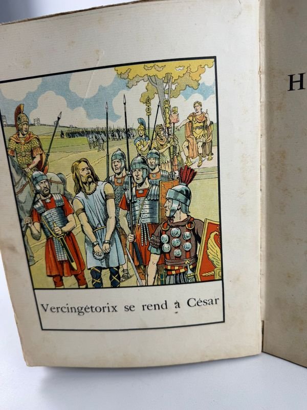 Libro de Historia de Francia, Ilustrado por Job, 1930 - imagen 3
