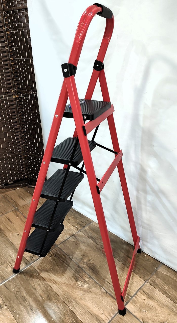 Escalera metálica de 5 escalones con traca rodilla, roja - imagen 3