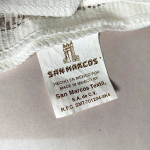 Mantel Blanco Antiguo Bordado San Marcos - imagen 3