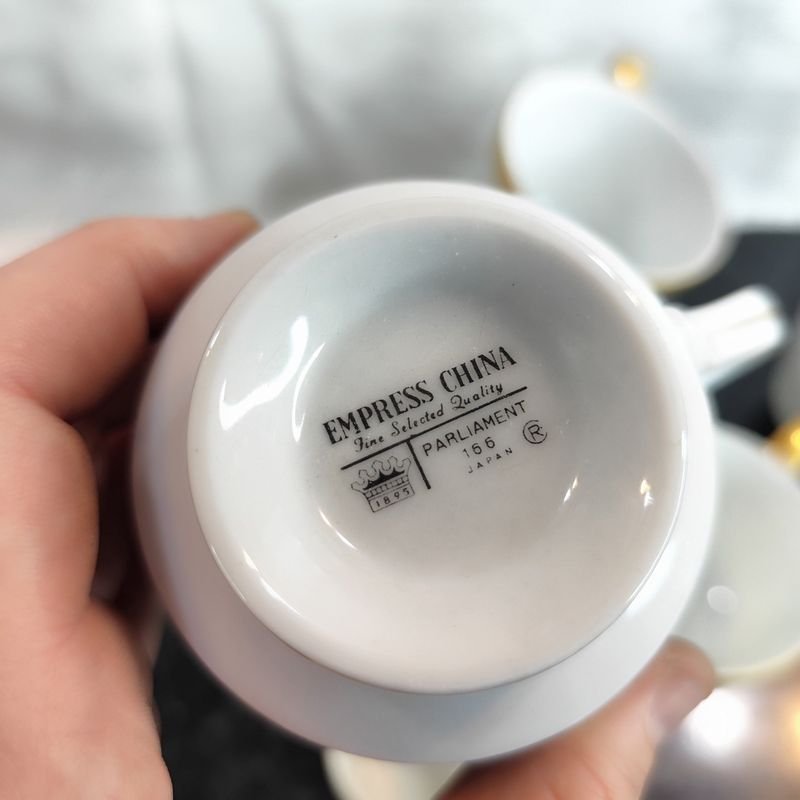 Lote de tazas en porcelana japonesa - imagen 4
