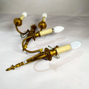 Par de Apliques de Bronce con Dos Luces Estilo Clásico - imagen 3