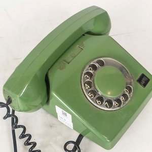 Teléfono Fijo Antiguo Verde Plástico con Disco Numérico - imagen 2