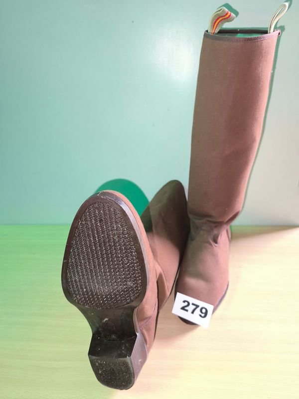 Item 846457 - Image 1