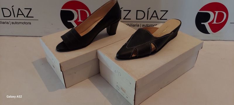 Zapatos de tacón alto de cuero - imagen 1