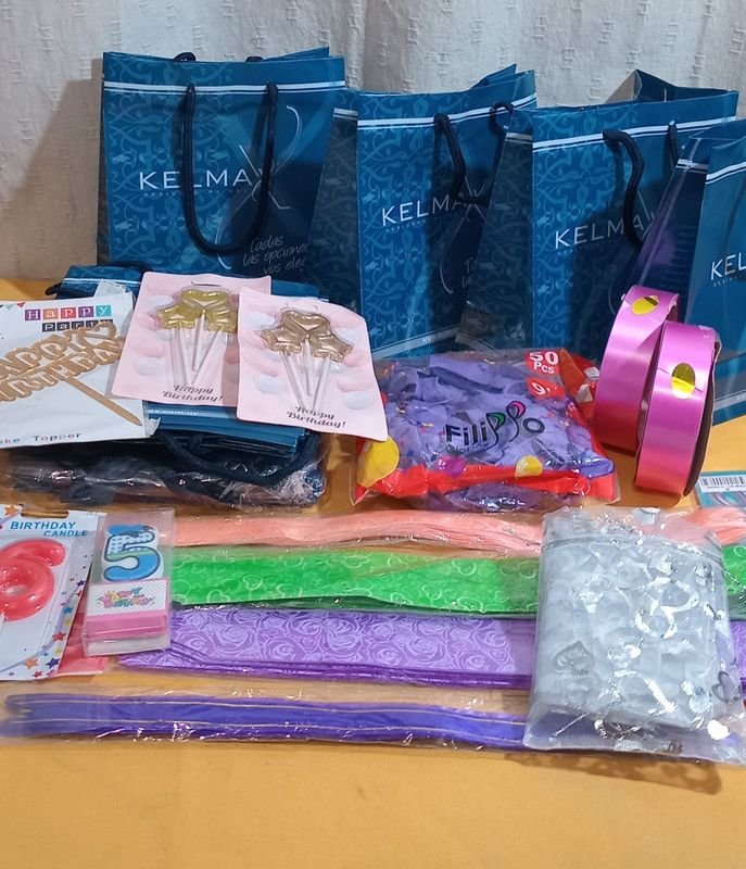 Lote siguiente: Supervisores de cumpleaños y decoraciones de fiesta