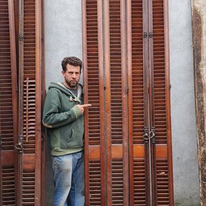 Lote siguiente: Juego de Celosías Largas de Madera Antigua