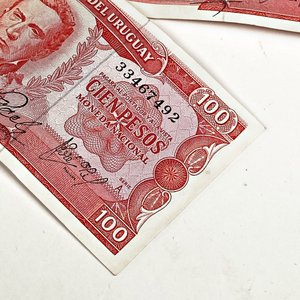 Once Billetes Antiguos Uruguayos "Cien Pesos" Numeración Correlativa - imagen 4