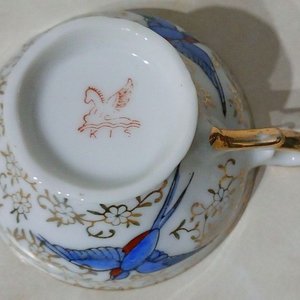 Tazas de té antiguas de porcelana KTS con aves y detalles dorados - imagen 6