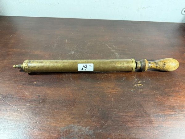 Antiguo inflador de bronce argentino - Equipamiento industrial - imagen 1