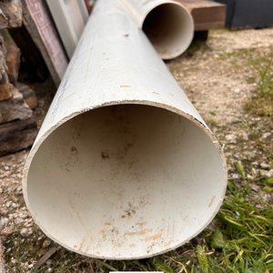 Dos caños de PVC blancos de 12 cm de diámetro - imagen 5