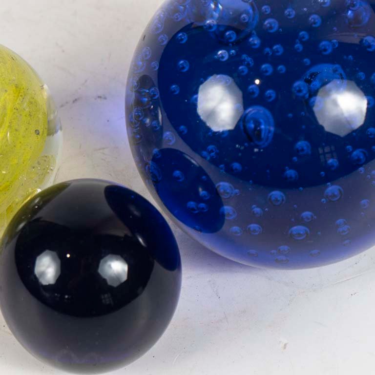 Pisapapeles de cristal coloridos - imagen 2