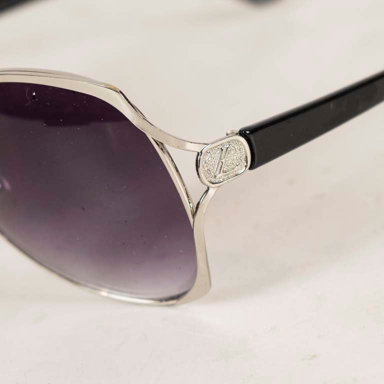 Item 2103442 - Image 1