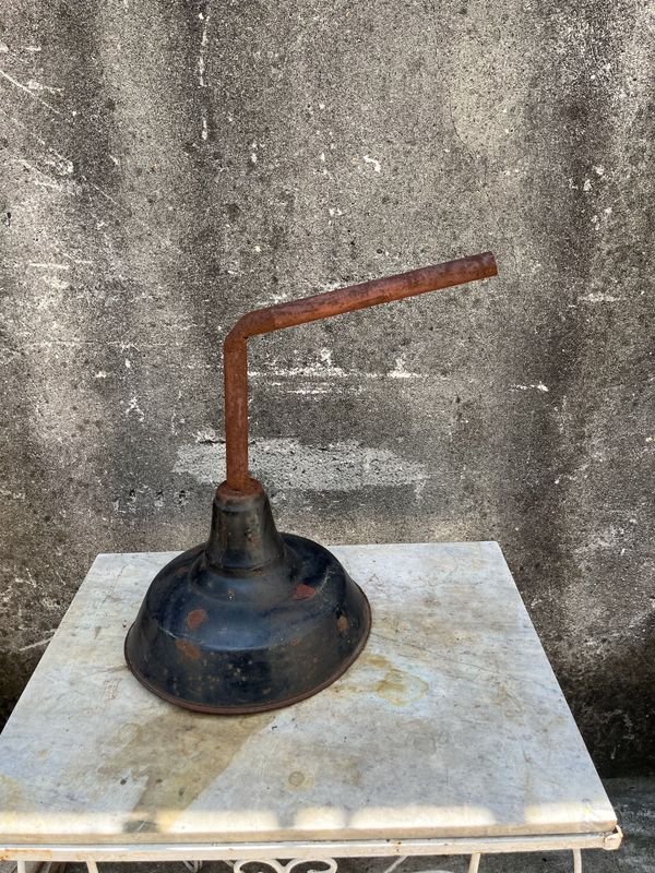 Farol esmaltado con caño para decoración