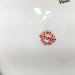 Set de 7 Platos de Porcelana Blanca Floral Limoges con Borde Dorado - imagen 5
