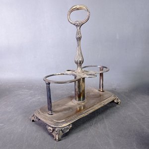 Lote de 8 piezas de platería: hielera, jarritos, centro de mesa y más - imagen 5