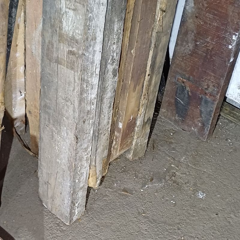 Tirantes de Pinotea en Madera - Venta en Subasta - imagen 6