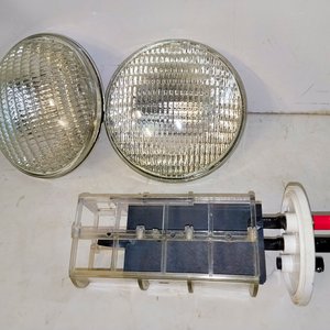 Lote de 4 Lámparas PAR 56 12V 120W y 3 Lámparas PAR 56 12V 300W, con 20 Celdas de Titanio para Clorar Piscina - imagen 3