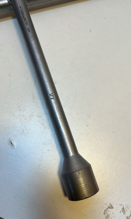Llave cruz para camión - imagen 4