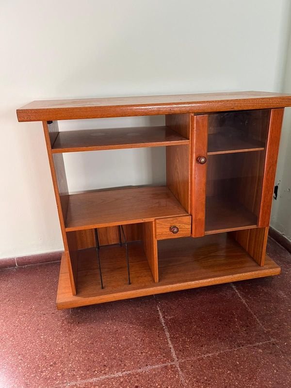 Mueble para TV en madera de excelente calidad - imagen 4
