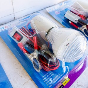 Set de 5 Lámparas Piloto LED 12V con Pinzas y Interruptor - imagen 3