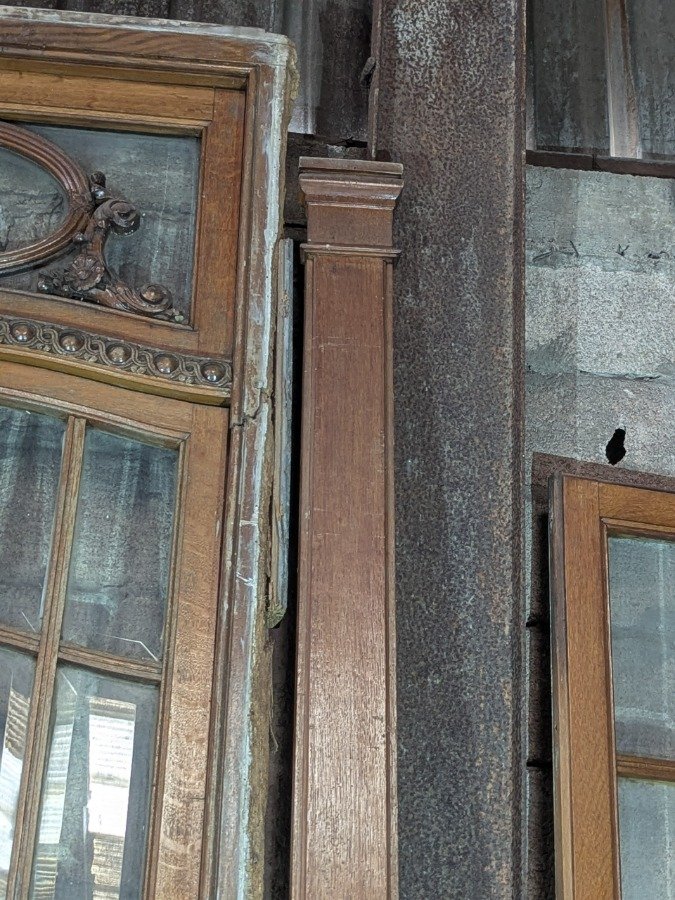 Puerta de madera antigua con seis paneles - imagen 9