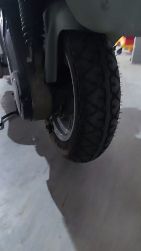 Item 869998 - Image 1