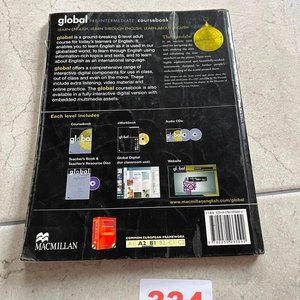 Libro Global Pre-Intermediate Coursebook por Lindsay Clandfield - Nivel A2-B1 - imagen 2
