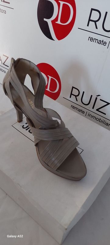 Zapatos de tacón alto para mujer - imagen 3