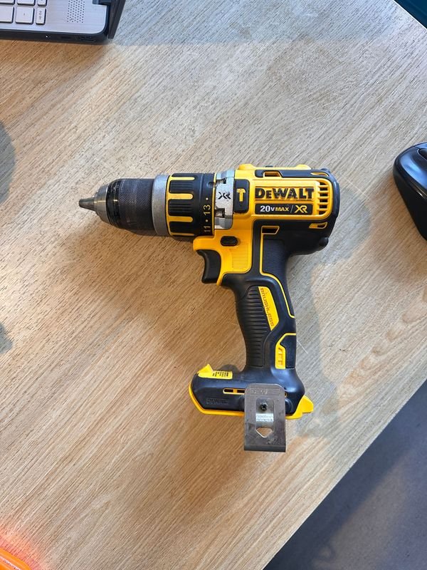 Atornilladora Dewalt DCD 795 20V MAX XR con Percutor