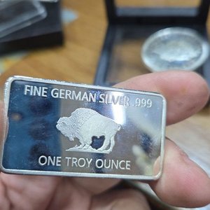 Medalla Búfalo 1 Onza Troy en Estuche World Collection - imagen 5