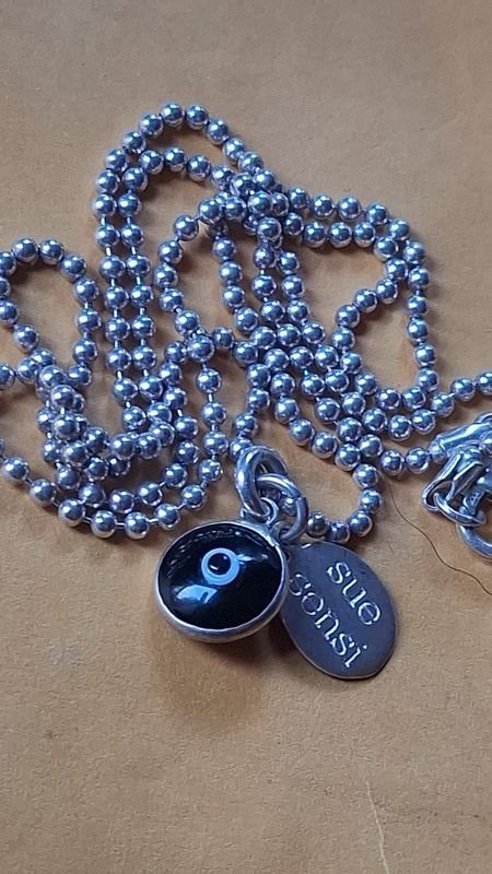 Cadena de plata con dijes - imagen 3