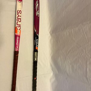 Lote de dos palos de hockey sobre césped usados de la reconocida marca internacional Grays - imagen 2