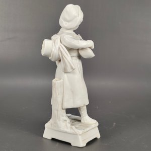 Figura de Porcelana Biscuit: Niña Tocando Instrumento Musical, Sellada - imagen 5