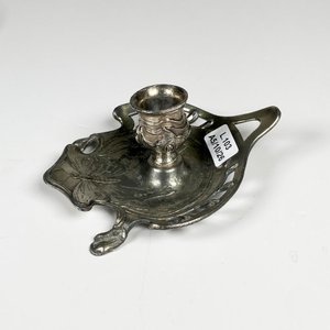 Lote siguiente: Palmatoria de metal Wmf art noveau 13 x 10 cm